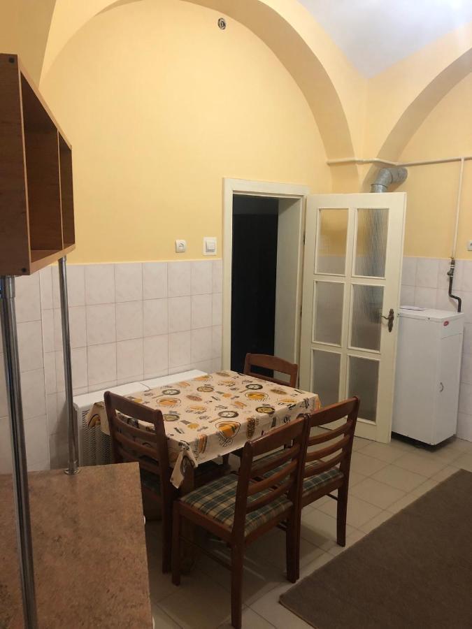 Old Town Flat Μουκάτσεβο Εξωτερικό φωτογραφία